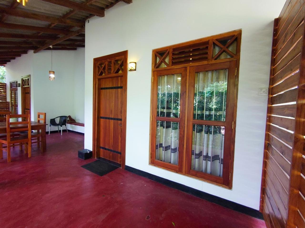 Wild Heaven Udawalawe Hotel Bagian luar foto