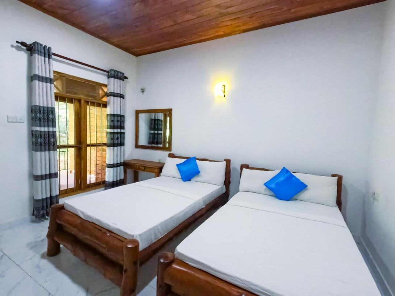 Wild Heaven Udawalawe Hotel Bagian luar foto