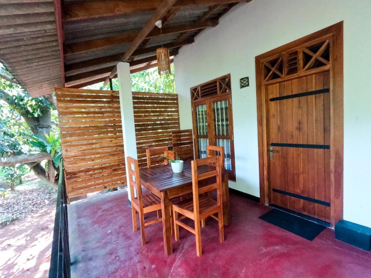 Wild Heaven Udawalawe Hotel Bagian luar foto