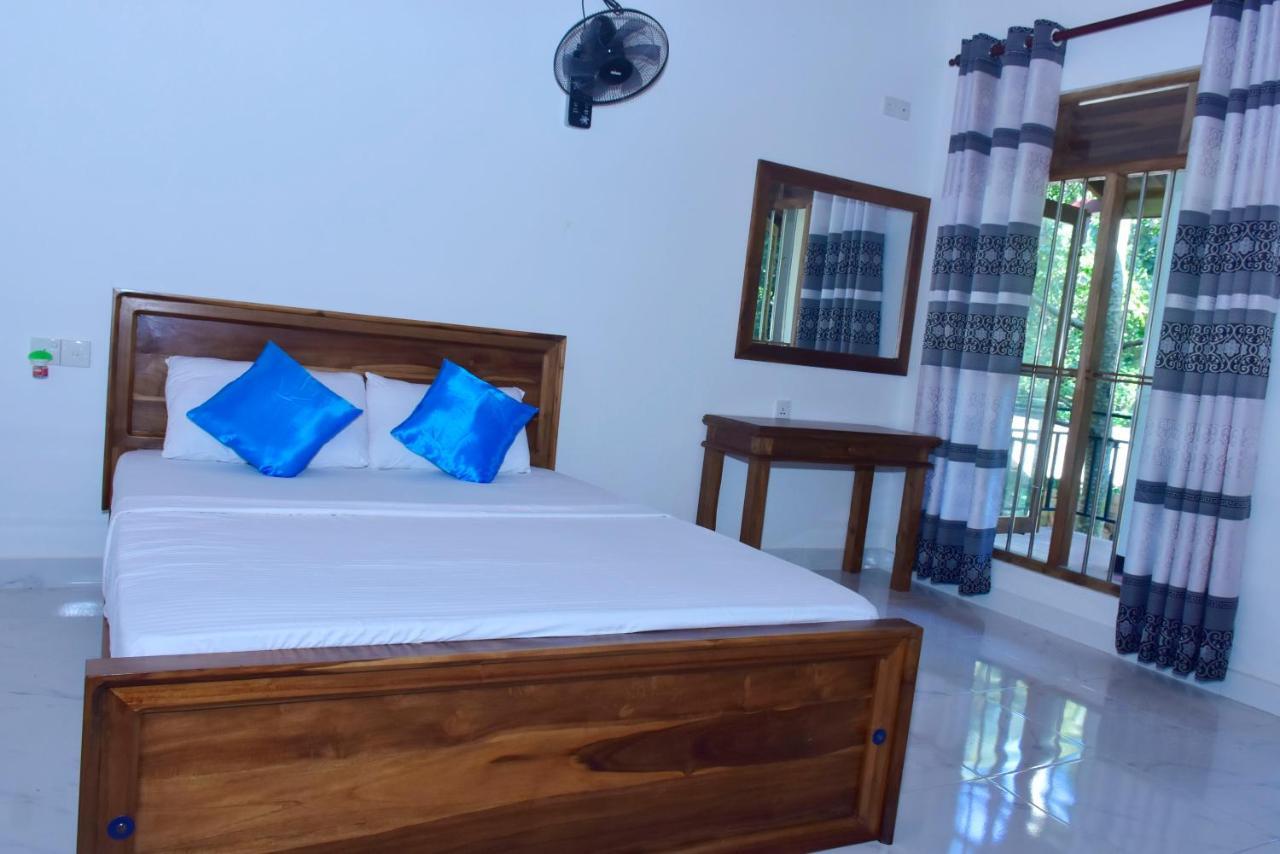 Wild Heaven Udawalawe Hotel Bagian luar foto