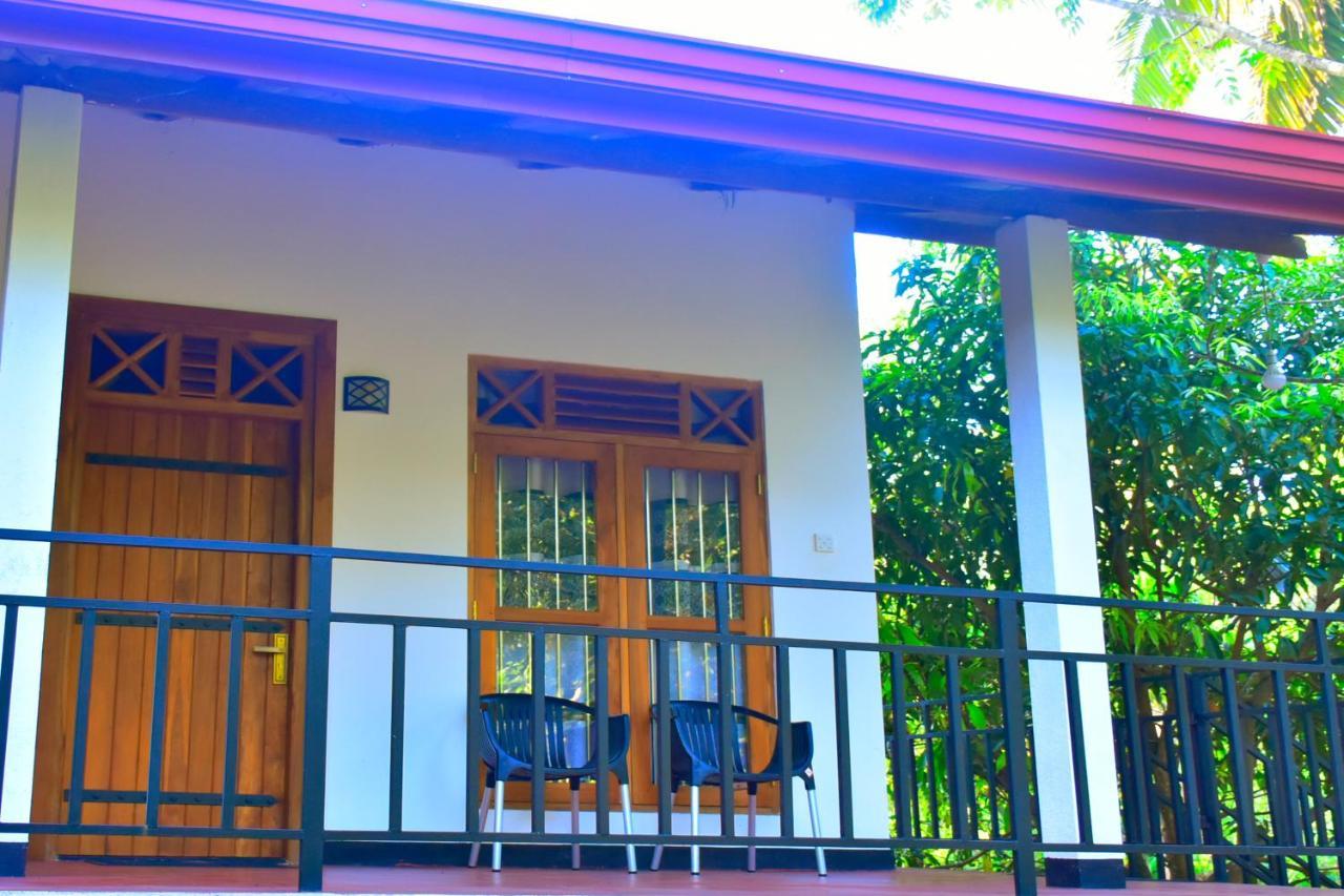 Wild Heaven Udawalawe Hotel Bagian luar foto